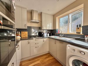 Photo 7- click for photo gallery